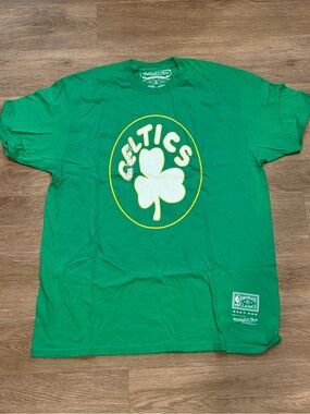 Mitchell & Ness Green Boston Celtics Shamrock Graphic Tee